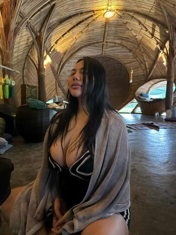 Leaked Iamchihuchakbo page private photo viral onlyfans