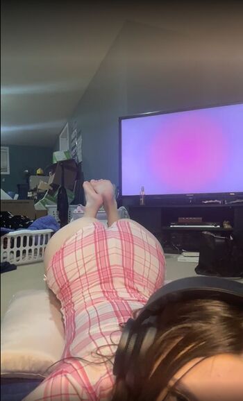 Leaked Iceyqueen private photo viral onlyfans