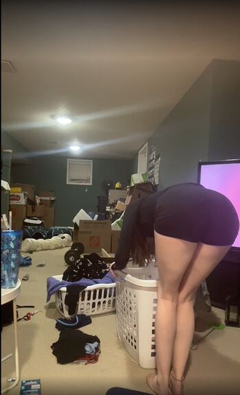 Leaked Iceyqueen private photo viral onlyfans