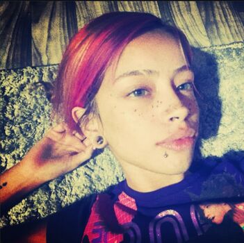 _IfUfeelAloneAtParties_