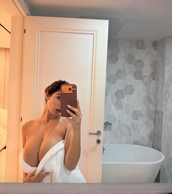 Ika D'Auria
