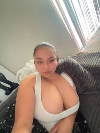 Leaked Iknwyu private photo viral onlyfans