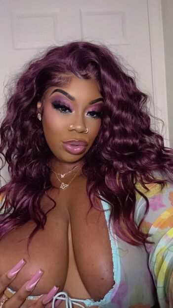 Leaked Ilooklikebaae private photo viral onlyfans