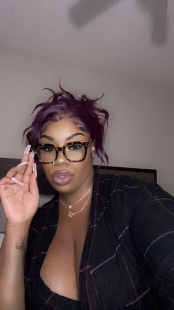 Leaked Ilooklikebaae private photo viral onlyfans