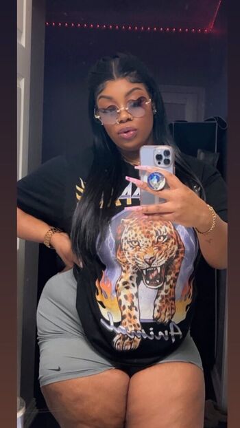 Leaked Ilooklikebaae private photo viral onlyfans