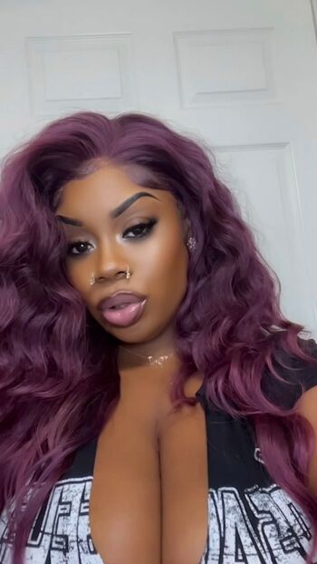 Leaked Ilooklikebaae private photo viral onlyfans
