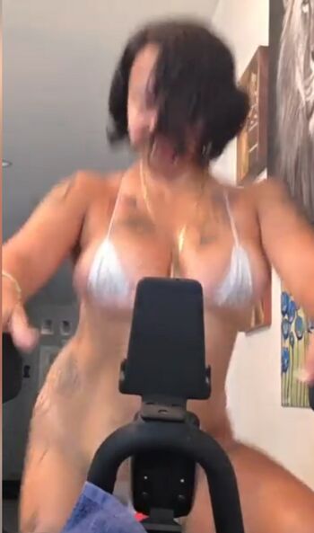 Leaked Ilovemenaomi private photo viral onlyfans