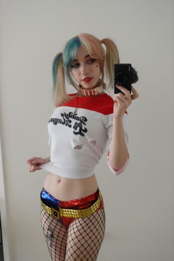 Leaked Iluvmeww page private photo viral onlyfans