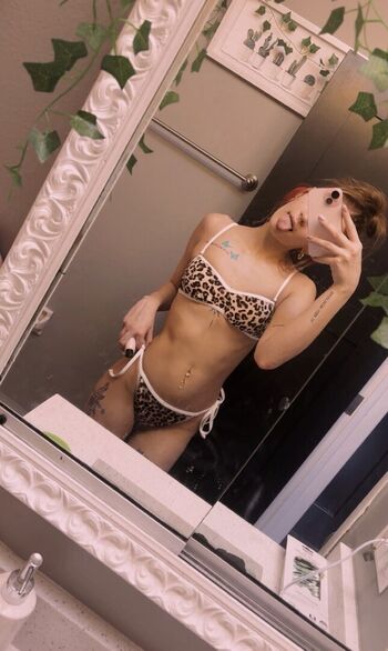 Leaked Iluvsavyy private photo viral onlyfans