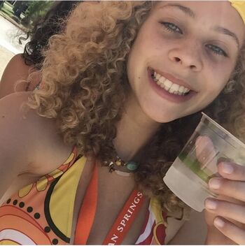 Leaked Imani saporito private photo viral onlyfans
