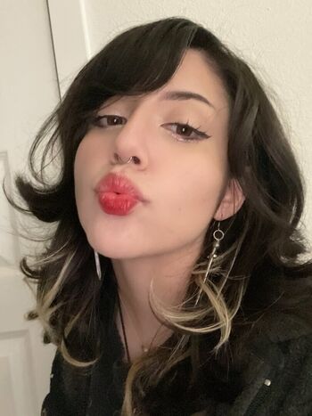 Leaked Impossiblyeve page private photo viral onlyfans
