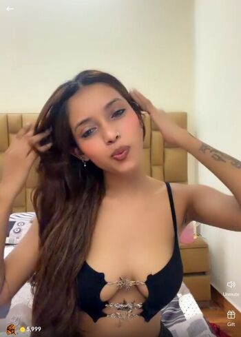 Leaked Indian tango girls private photo viral onlyfans