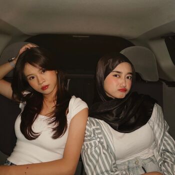 Leaked Indonesian girls  page private photo viral onlyfans