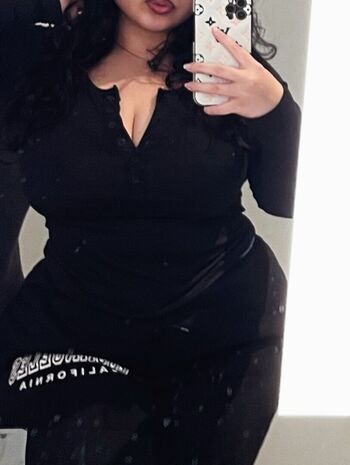 Leaked Iokalissa  page private photo viral onlyfans