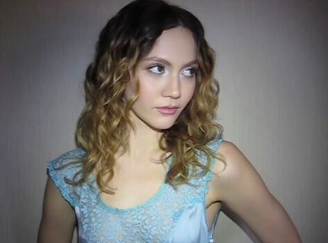 Iris Apatow