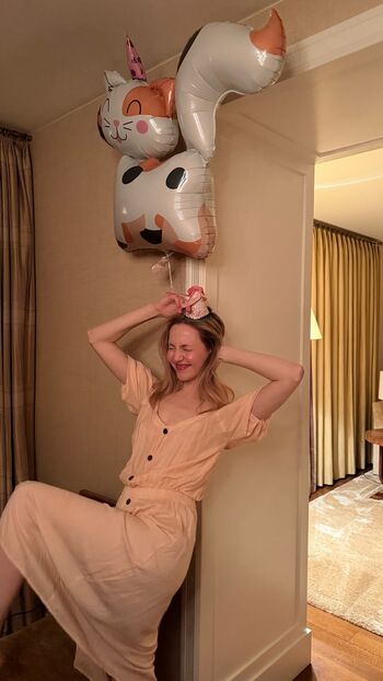 Iris Apatow