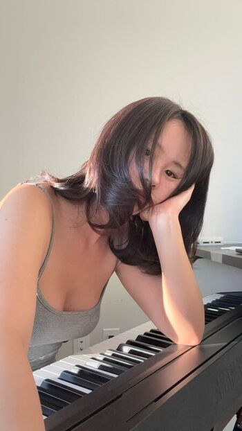 Leaked Iris biidan private photo viral onlyfans