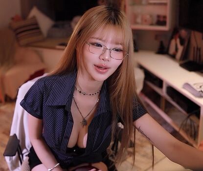 Leaked Irissiri private photo viral onlyfans