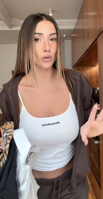 Leaked Isabeau private photo viral onlyfans