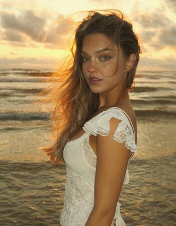 Isabel Van Gelder