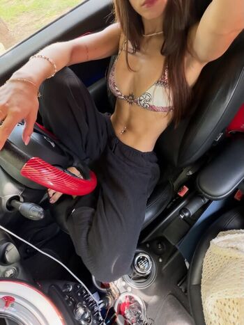 Leaked Isabella l flores private photo viral onlyfans