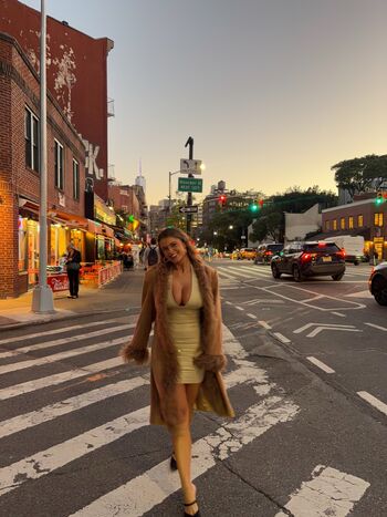 isabella.Lauren