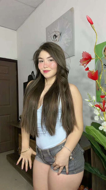 Isabella Mendoza