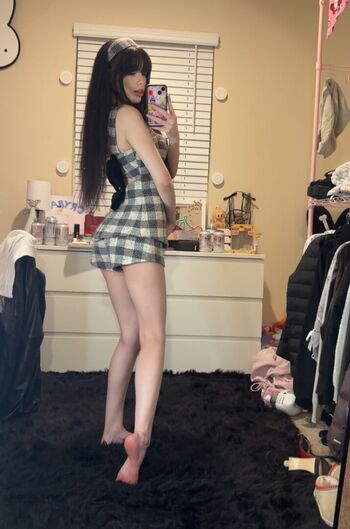 Leaked Isizzly page private photo viral onlyfans