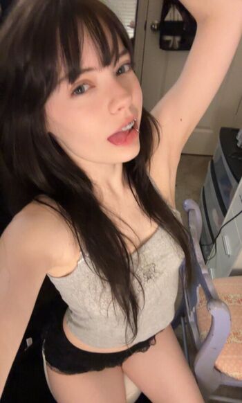 Leaked Isizzly private photo viral onlyfans