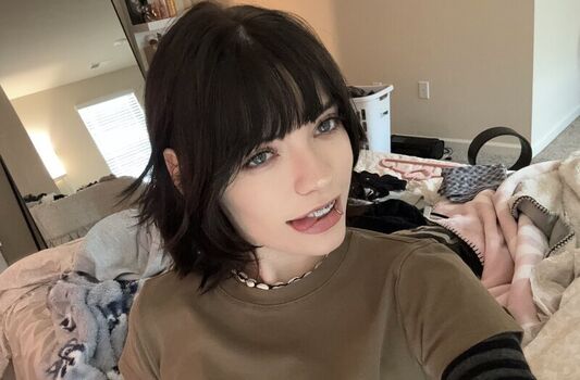 Leaked Isizzly private photo viral onlyfans