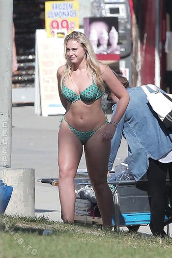 Iskra Lawrence