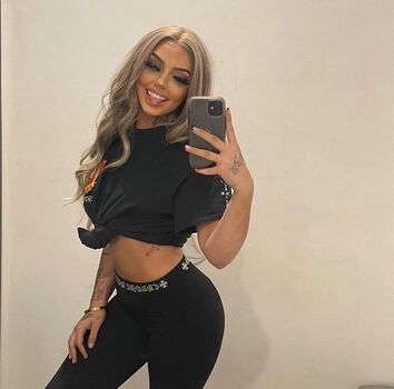 Leaked Issaitalia private photo viral onlyfans