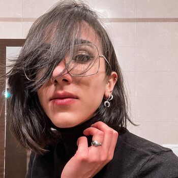 Leaked Italian girls page private photo viral onlyfans