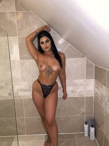 Leaked Itsamberx private photo viral onlyfans