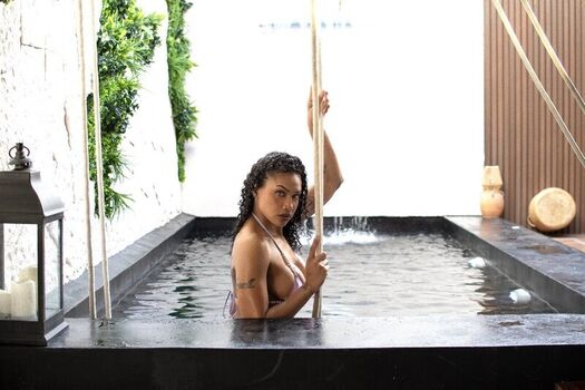 Leaked Itseliciaxo private photo viral onlyfans