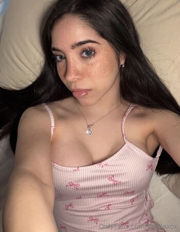 itsellaxox