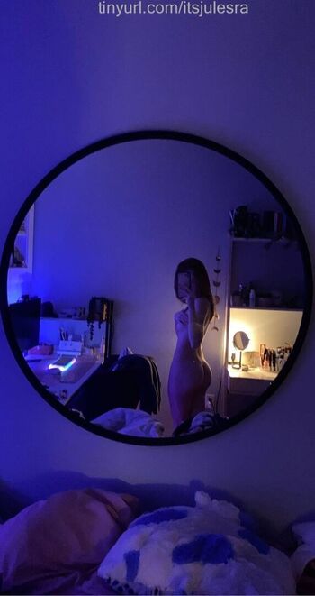 Leaked Itsjulesra private photo viral onlyfans