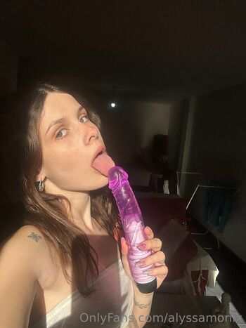 Leaked Itsmanooon private photo viral onlyfans