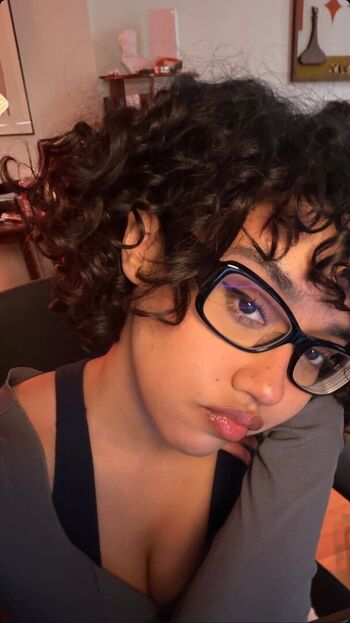 Leaked Itsqueennovaa private photo viral onlyfans