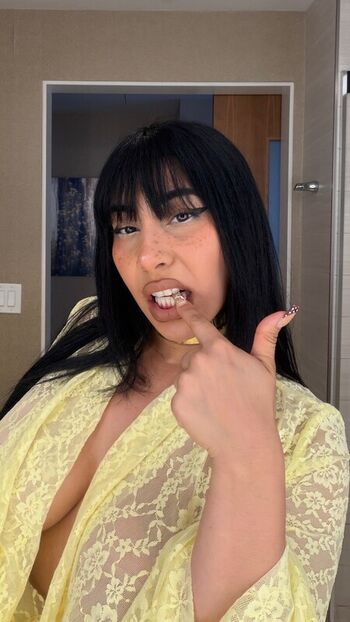 Leaked Itssarapr private photo viral onlyfans