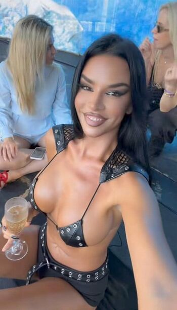 Leaked Ivana knoll page private photo viral onlyfans