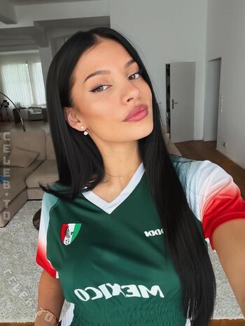 Leaked Ivana santacruz private photo viral onlyfans