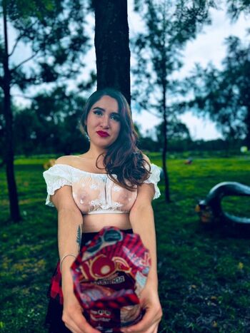 Ivanna Vega