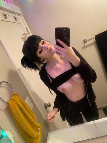 Ivy Aura