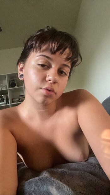 ivy_moon