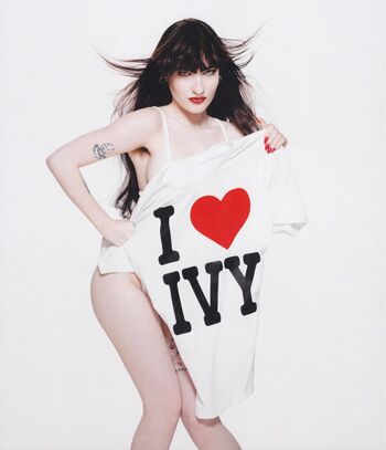 Ivy Wolk