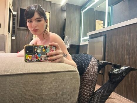 Ivy Wolk