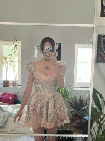 Leaked Ivypiperrfree private photo viral onlyfans