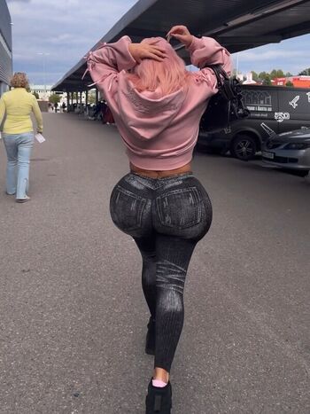 Leaked Ivysky private photo viral onlyfans