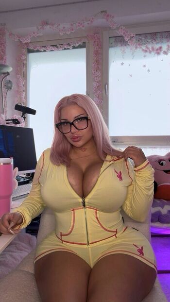 Leaked Ivysky private photo viral onlyfans